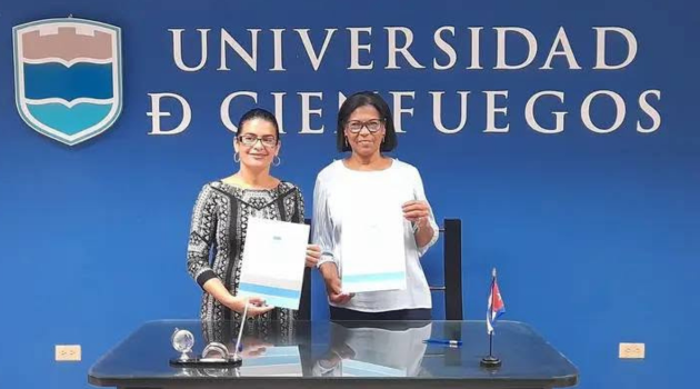 5deseptiembrecu's tweet photo. Unión de Juristas en #Cienfuegos: la capacitación como brújula https://t.co/L1kl2FLPnn https://t.co/dnO2ekeX8g