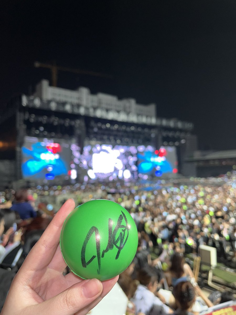 marrijenn_'s tweet photo. จังหวะบอลเด้งใส่มือ ป้านั่งสั่นไปทั้งตัว ถึงพี่จอนจะไม่ใช่เมน แต่ชั้นก็รักพี่จอนไม่แพ้ใครในโลกใบนี้ 😭😭😭😭😭😭 https://t.co/CySV4yYTcP