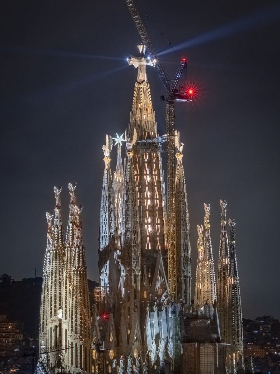La Sagrada Família tweet media