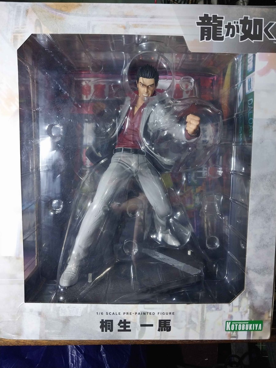 BaronZero_'s tweet photo. Welp, finally got my Kotobukiya Kazuma Kiryu figure https://t.co/ojRm54TX3K