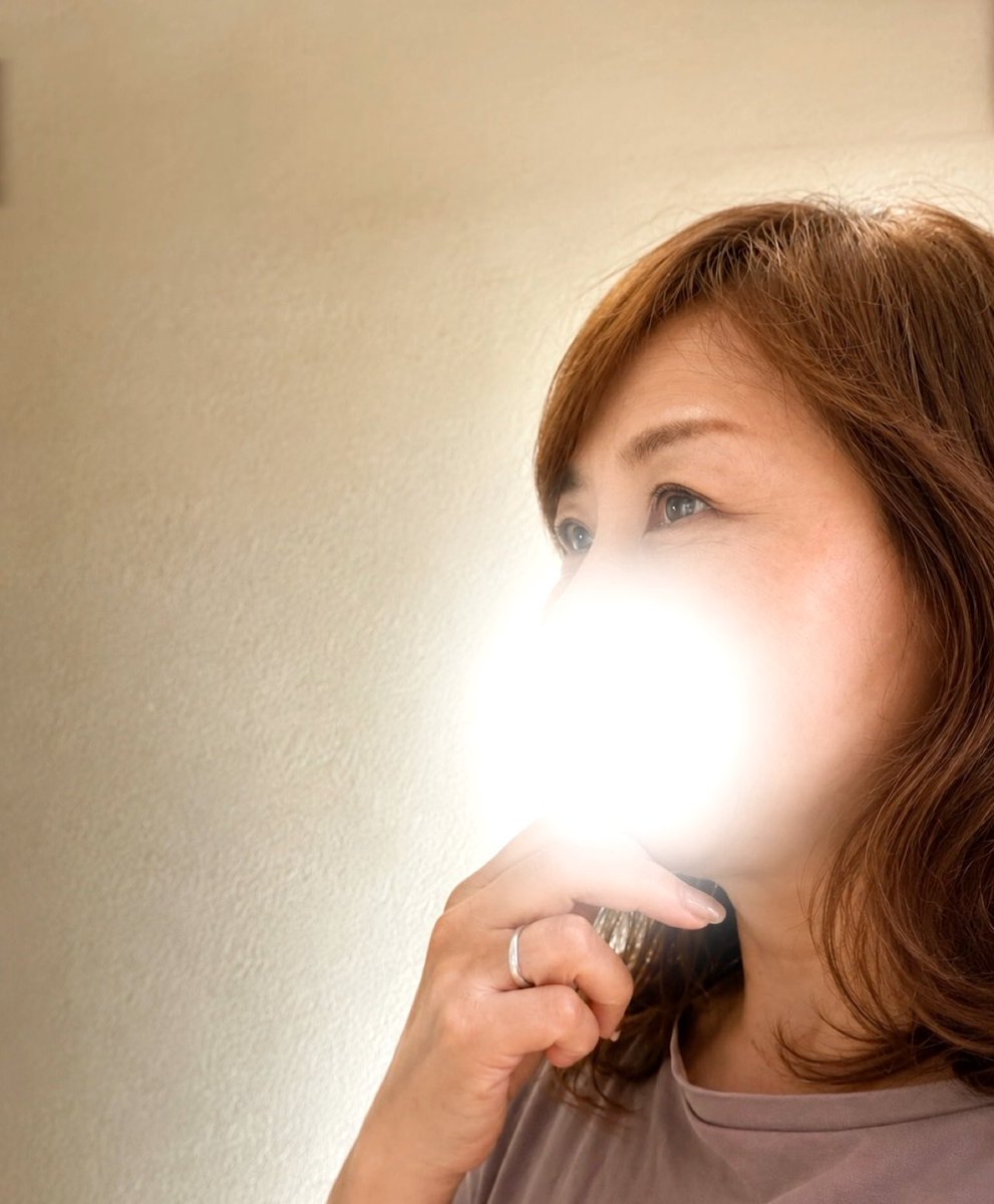 ㉑るいちゃん様　１㌔ ①孫1号からのLINE🩷 ②息子が撮った私 AIばかりだから ちょこっと顔出しw