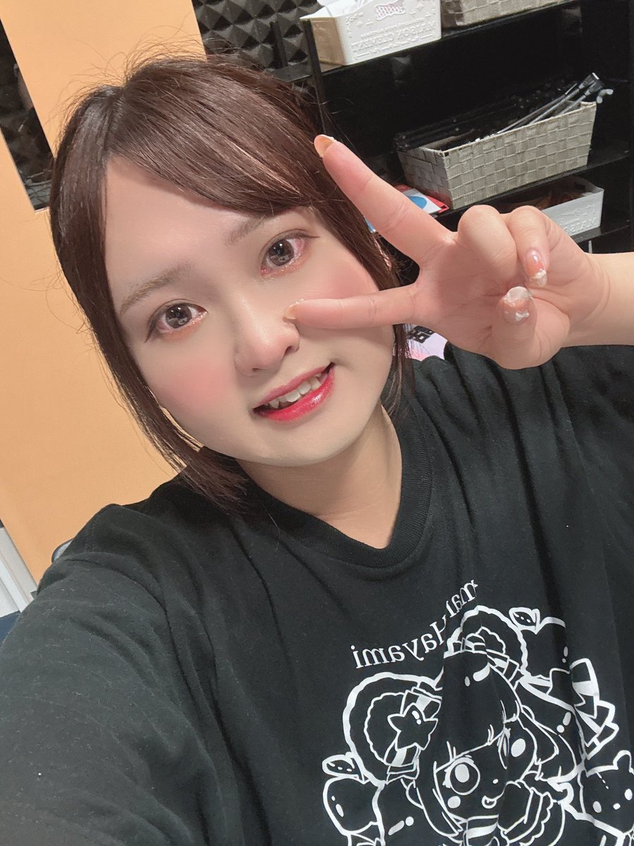 Yuta_Idol's tweet photo. あした、天気になぁれ！ありがとうございました！

なんだか面白い今西の日だったね😂
各々一汁三菜摂りましょね◎

本日の楽曲
君と追いかけた恋
飛行機雲が消える前に
ガチ恋狂詩曲〜改〜 https://t.co/hXe5jO6dS4
