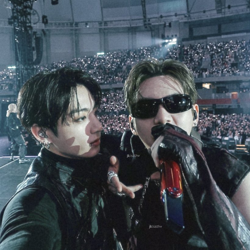 jkissthv's tweet photo. LAS VEGAS                                          BUSAN https://t.co/WTkuoWcnvO