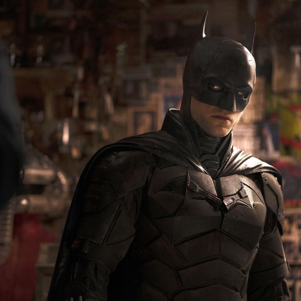 Gengarious1's tweet photo. @LEGODCGame In terms of traditional suits, zero year, battinson and the new batman adventures https://t.co/V8w6cCG9Hp