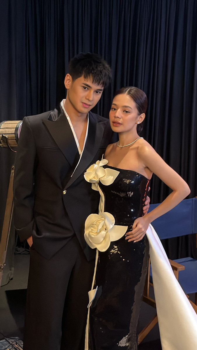 its_oskee's tweet photo. Dustin Yu and Bianca de Vera bring undeniable chemistry to the #BPowerMEGABall! ✨

Turning heads with their effortless style and captivating presence, the pair lit up the red carpet and quickly became one of the most talked-about duos of the night. @dustinyuu @biancadeveraa 

#DustinYu #BiancaDeVera #BPxMegaBall2026 #BPowerMEGABall