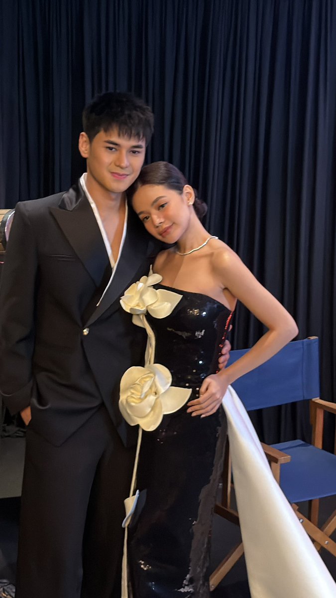 its_oskee's tweet photo. Dustin Yu and Bianca de Vera bring undeniable chemistry to the #BPowerMEGABall! ✨

Turning heads with their effortless style and captivating presence, the pair lit up the red carpet and quickly became one of the most talked-about duos of the night. @dustinyuu @biancadeveraa 

#DustinYu #BiancaDeVera #BPxMegaBall2026 #BPowerMEGABall