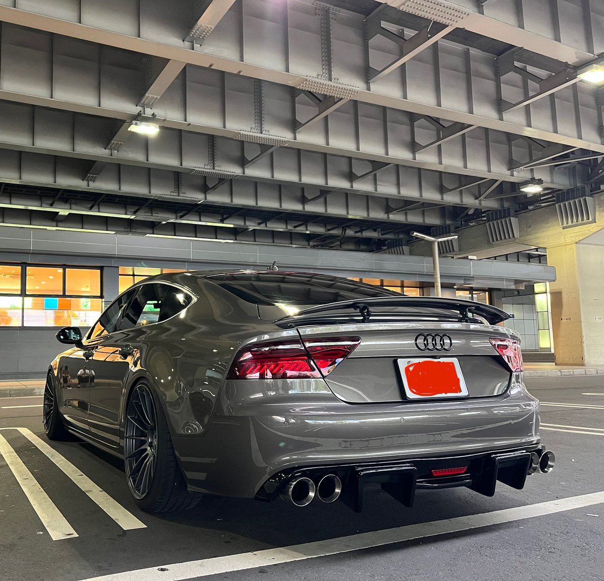 Silsil0414's tweet photo. 誰か50万ぐらいで持ってってくんないかな
13.5万キロぐらいで車検は来年の9月頃 https://t.co/TwIryx1NY8