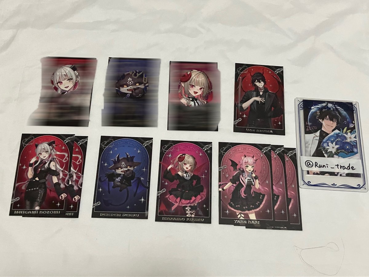 Runi_trade's tweet photo. にじさんじ NIJISANJI EN Devil's Invitationチェキ 交換

譲▶︎画像①

求▷IDの方同種＞＞＞定価+送料

※N同士R同士の交換優先 https://t.co/ycBxEm8JjY