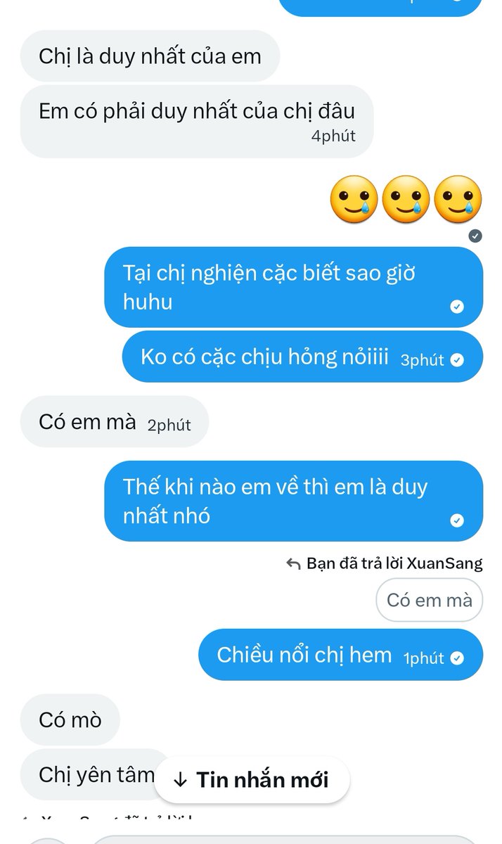 Hà Thu tweet media