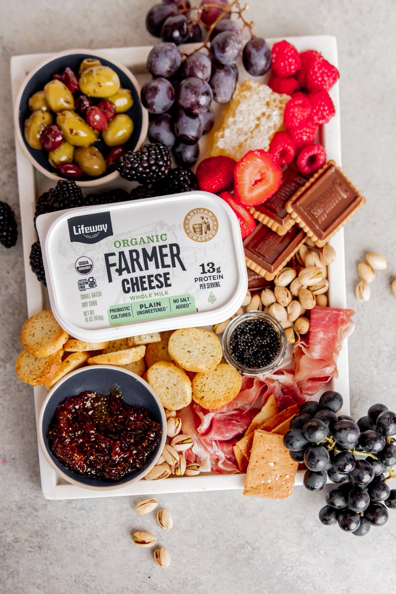 lifeway_kefir's tweet photo. Say hello to the newest member of the Lifeway Farmer Cheese family: Organic Whole Milk. Spread it on toast, serve it with veggies and olive oil, or let it take your cheese board from basic to bookmarked. https://t.co/DFpTmJuUsU