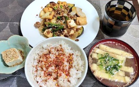 nkw440's tweet photo. 夜の飯〜♪(*´∀｀*) https://t.co/5Bh4aFfpcq