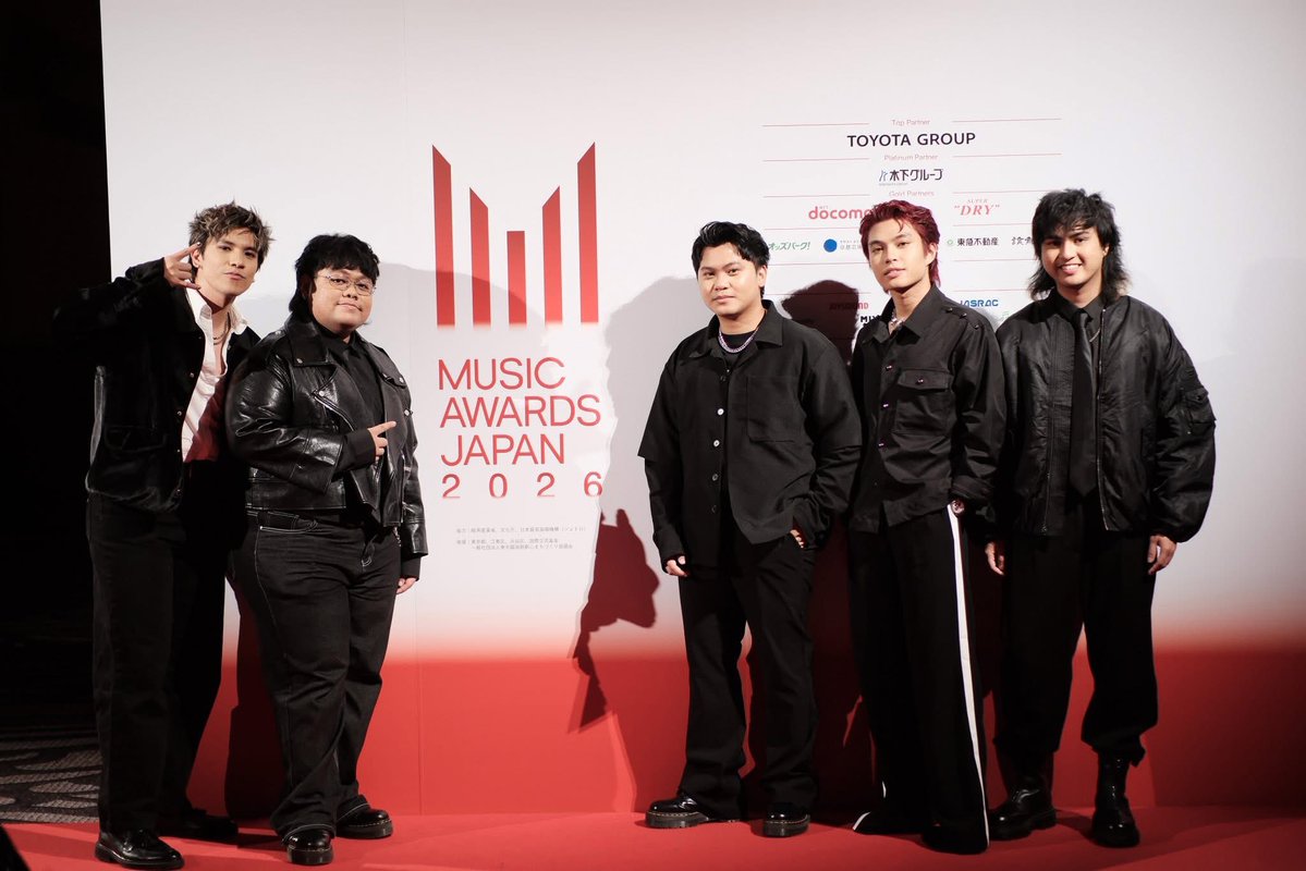 giandaily's tweet photo. coj at the music awards japan 2026🥹❤️ they’ve come so far 🇵🇭 https://t.co/qBC624W5NT