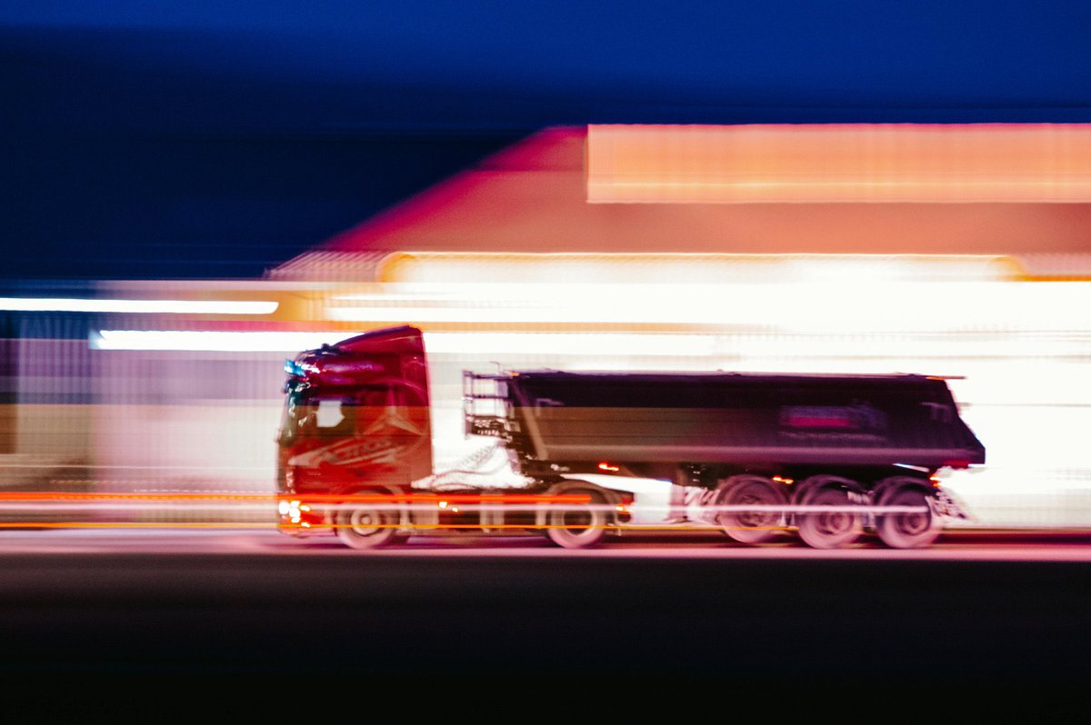 ratcliffes's tweet photo. If your business relies on vehicles, insurance isn’t just compliance - it’s business-critical. Commercial vehicle insurance covers real risks like multiple drivers, high mileage and deadlines.

Get cover that truly matches how you operate with Ratcliffes.

https://t.co/ApNOaqW76c https://t.co/0WIjBYaU8U