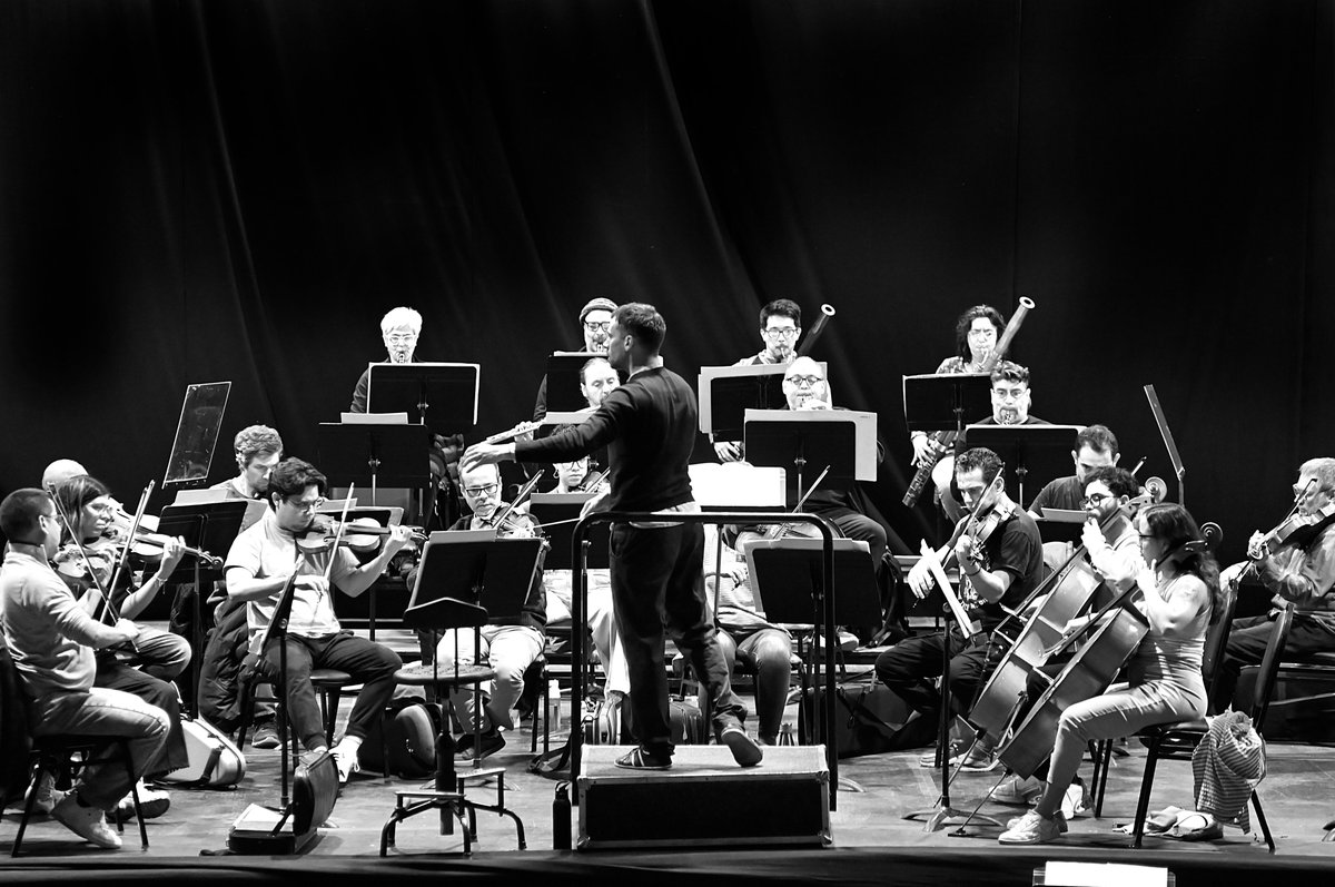 oaspba's tweet photo. 🎺 Ensayos en marcha 🎶La Orquesta Sinfónica Provincial se prepara el próximo concierto.

📆 13/06 – 20 hs – Gran Plaza Teatro

🎶 Dir. Luis Belforte.

🎟️ Entradas: https://t.co/RSUJibrNcx https://t.co/wPDPhTNu9f