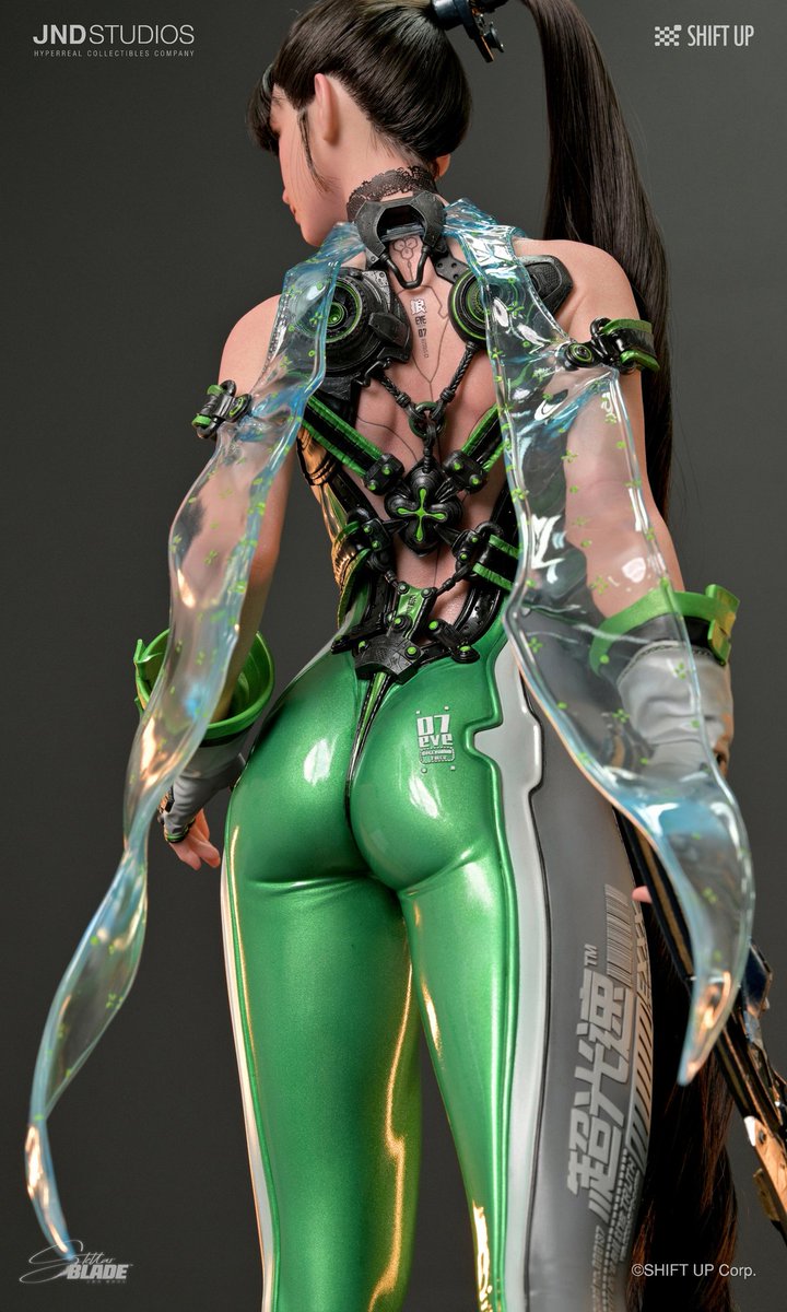 VideoArtGame's tweet photo. New Eve and Tachy hyperreal figures (Stellar Blade) https://t.co/mjK9TcrWZn