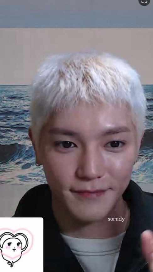 Jerfunkius_06's tweet photo. Although im a bleach blonde taeyong truther i really hope he dyes his hair because it looks so fried😭😭😭 https://t.co/HvclmRbnHJ