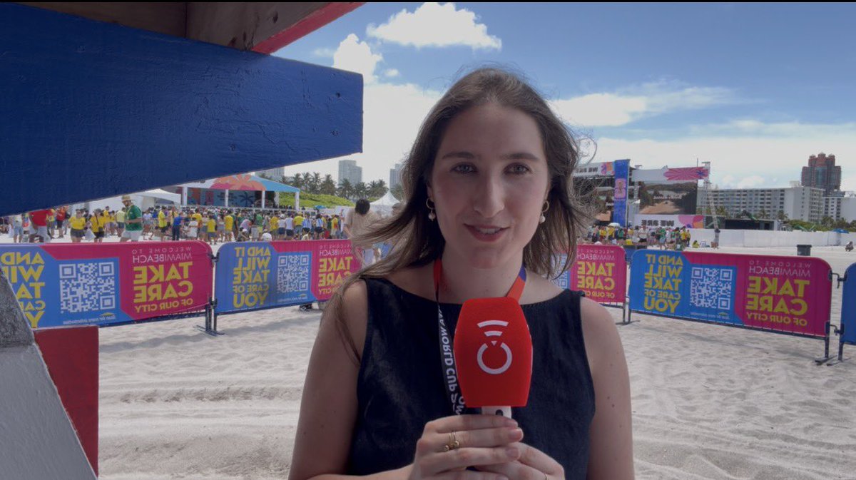 estherrot's tweet photo. Comienzan 40 días de cobertura mundialista en Miami. ⚽🎙️

Desde hoy estaremos siguiendo de cerca todo lo que ocurra alrededor de la Copa del Mundo 2026 para @CaracolRadio: partidos, historias, aficionados y el ambiente de una ciudad que vuelve a ser sede mundialista después de 32 años.
