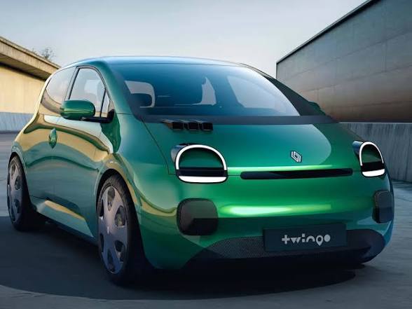 PedroTorras's tweet photo. @QuinManso Aquesta preciositat és l'actual Twingo. https://t.co/MFsi8gvu16