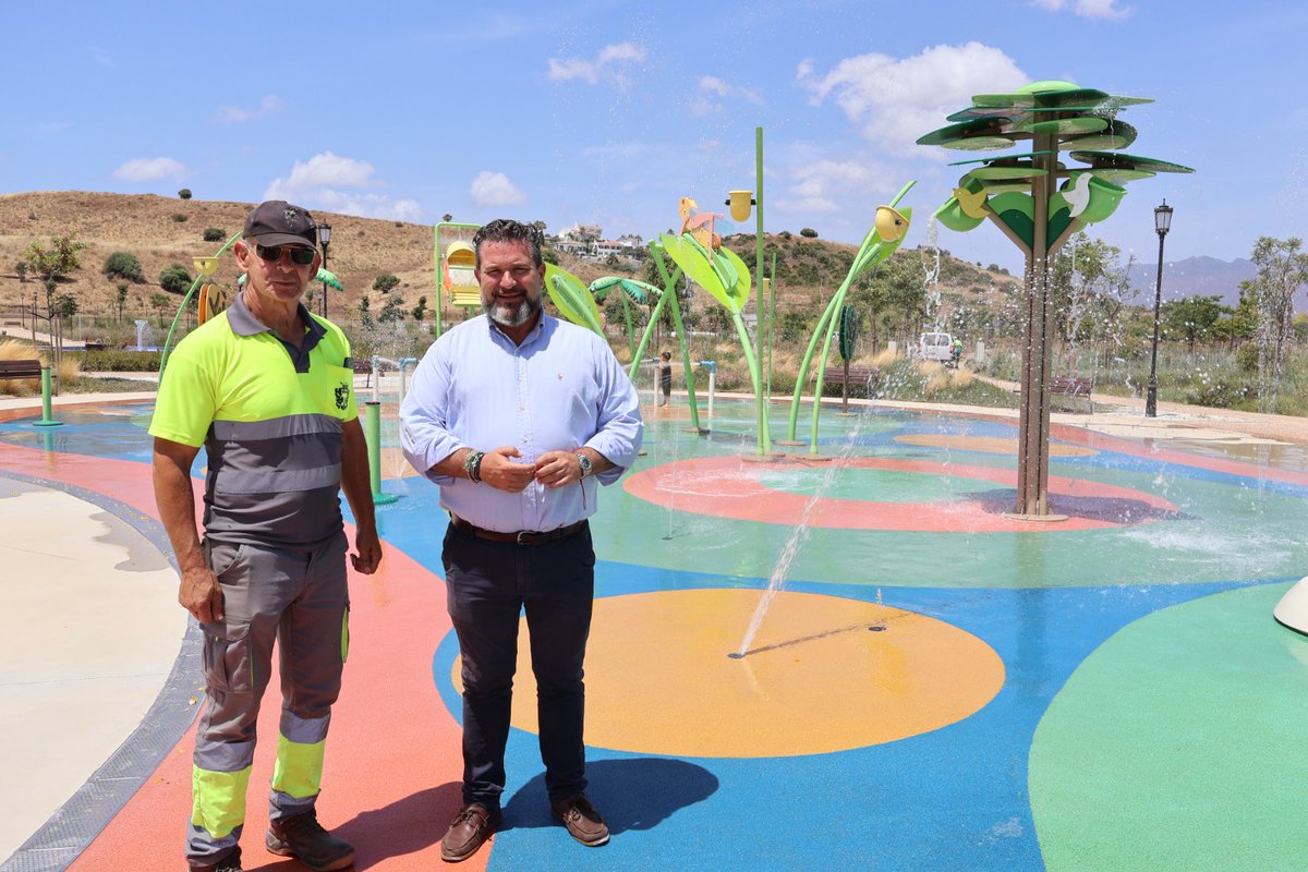 AytoMijas's tweet photo. #ParquesYJardines El Ayuntamiento de Mijas abre el ‘splash park’ del Gran Parque, una zona infantil acuática con 41 elementos interactivos. Estará disponible a diario desde las 10.00 a las 22.00 horas.

Más información en https://t.co/zGxDqLEPVZ https://t.co/1eGIjGIyVc