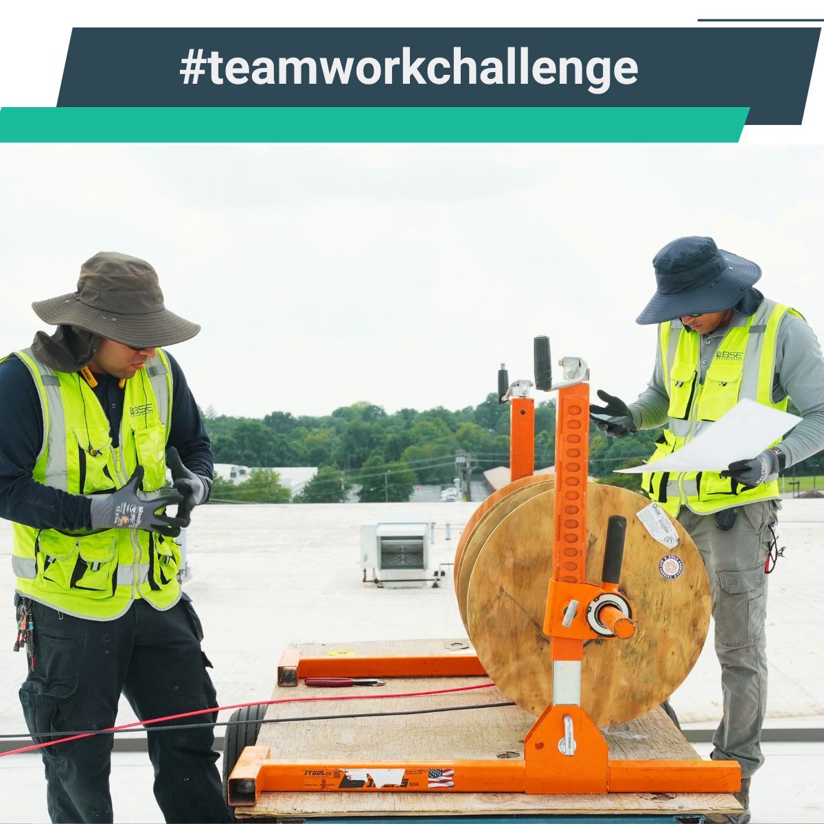 BigShineEnergy's tweet photo. Blueprints don't build themselves.
Shoutout to our field crew conquering the #teamworkchallenge! From managing heavy wire runs to checking layouts on-site, synchronized communication turns smart engineering into working reality. #BigShineEnergy #CleanTech https://t.co/5PB6to3As9