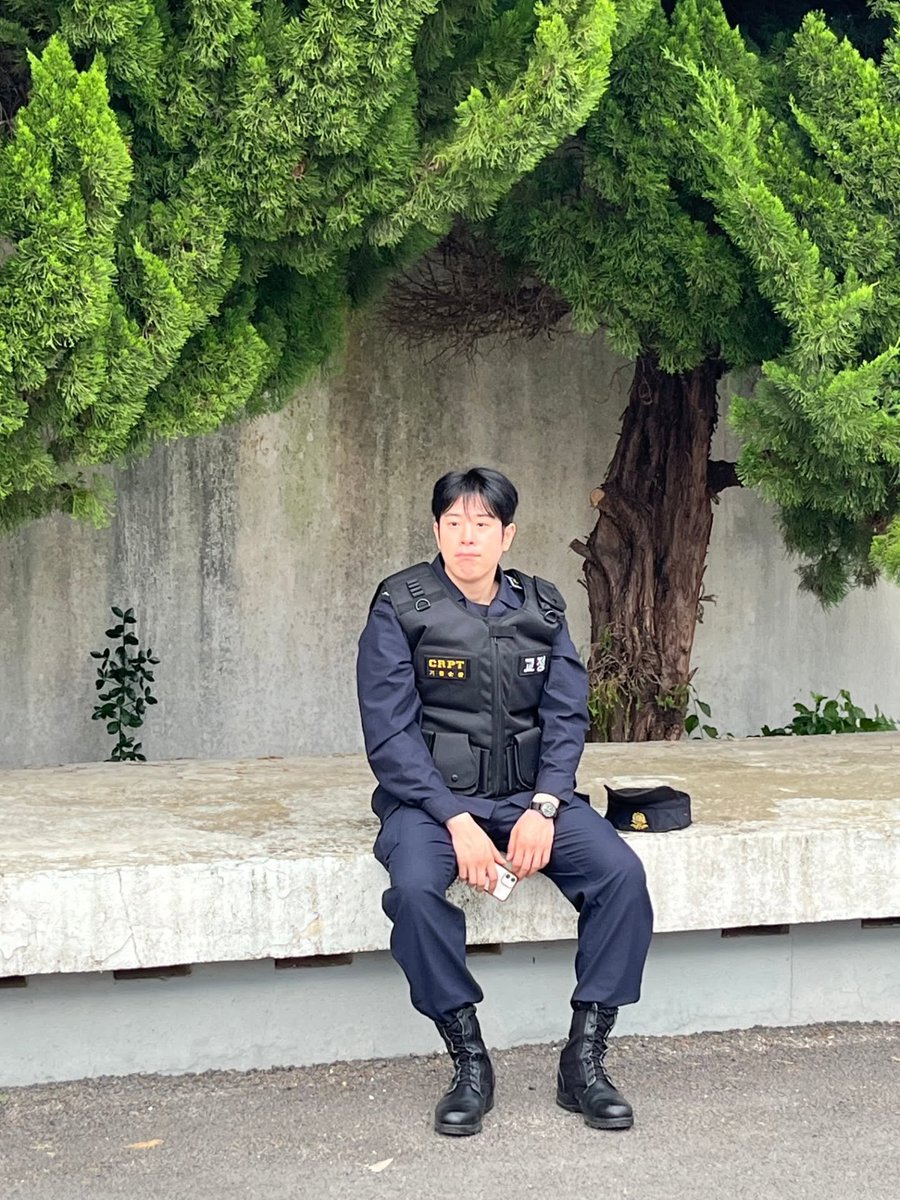 해피오 tweet media