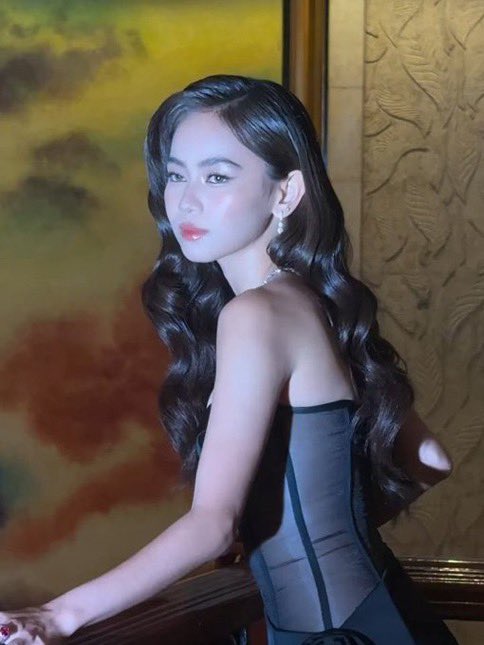 ayensteiin's tweet photo. GIVE MY GIRL HER WELL-DESERVED BIDA-KONTRABIDA ROLE 

ashtine olviga | #ashtineolviga https://t.co/TLGt4uzEgu