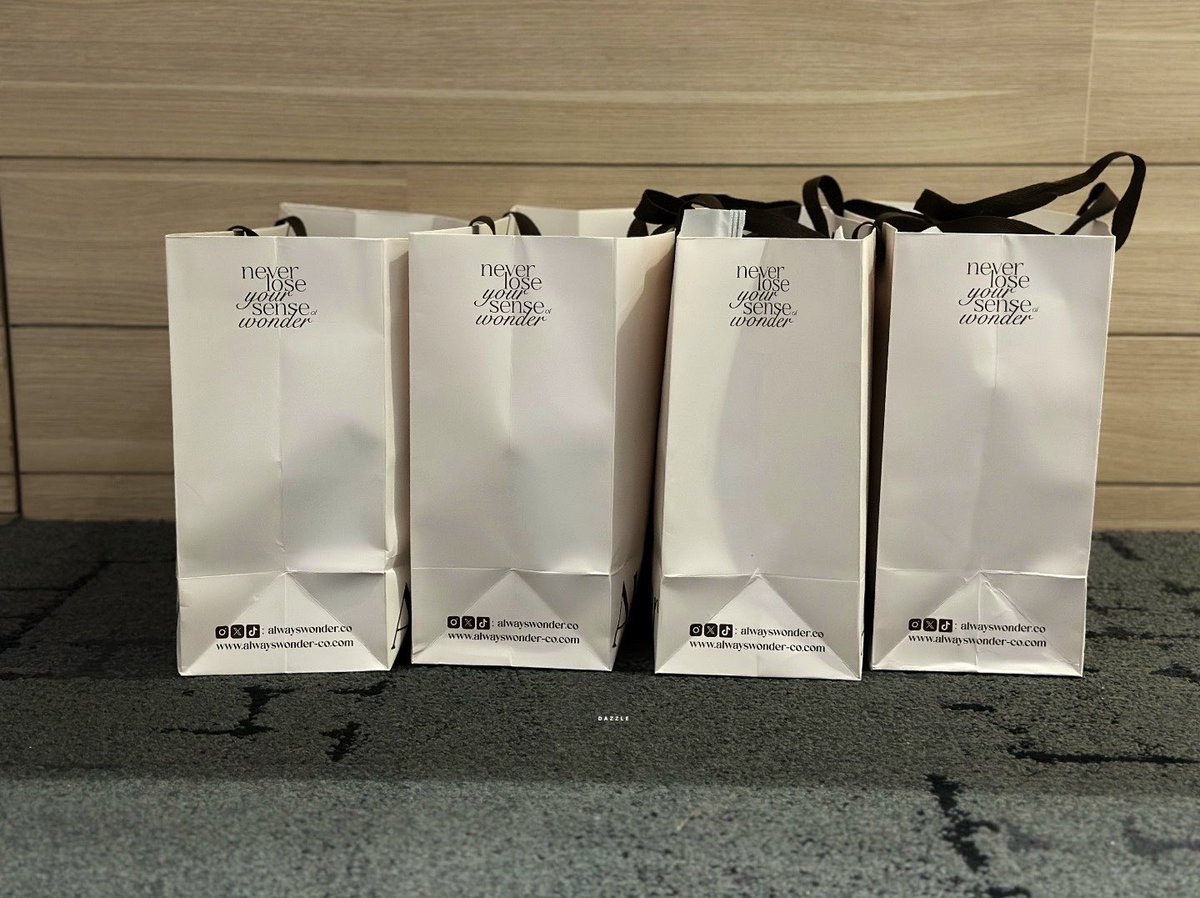 DAZZLE_LM's tweet photo. 11:10 AM session finished at 19:25 PM 😭
Still need to buy a few more items

ALWAYS WONDER WASH
#LingPopUpStoreTheHotCycle 
#Linglingkwong‌ #หลิงหลิงคอง‌ https://t.co/7NBK9X9lF0