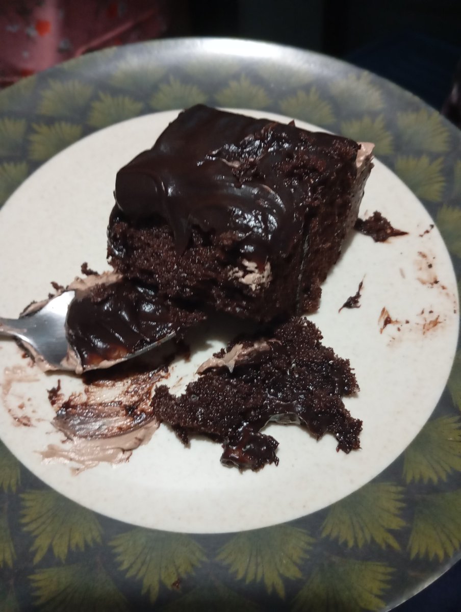 Crecylas's tweet photo. Happy Birthday to me I guess. https://t.co/4LzTiXpWfx