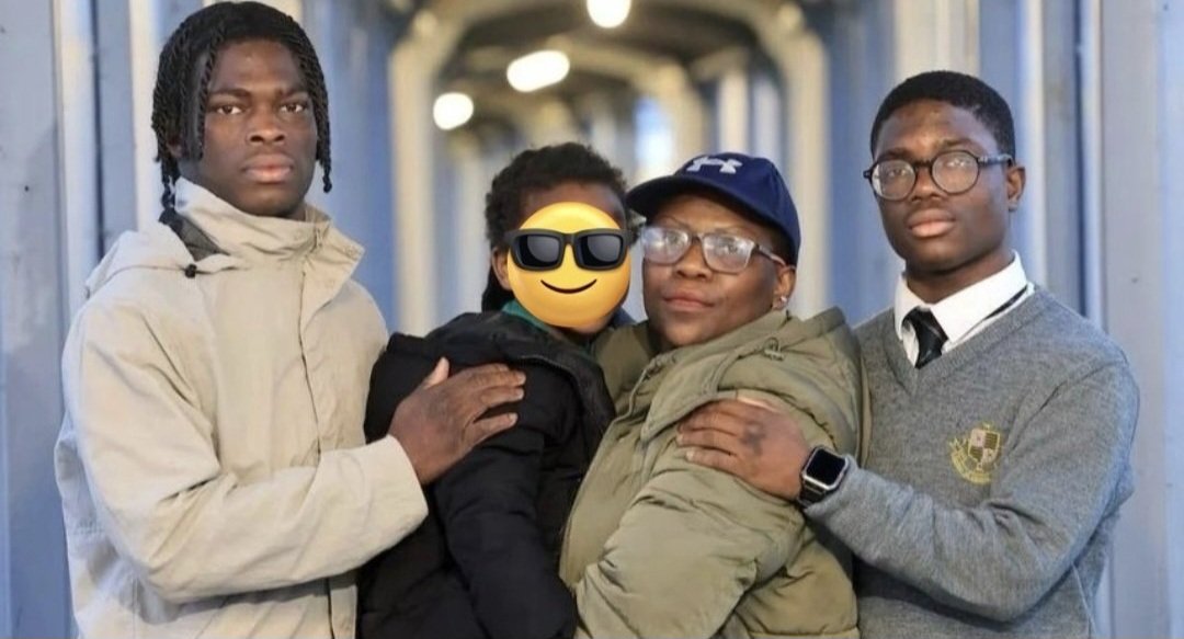 jackson_rem's tweet photo. The Department of Home Affairs has confirmed that the Nigerian family deported from Ireland earlier this year was taken into custody upon arrival at OR Tambo International Airport.
Responding to questions raised by ATM, the department stated that the family was transferred to Lindela Repatriation Centre before being deported to Nigeria.
Authorities allege that the family had entered Ireland using fraudulently obtained South African passports.