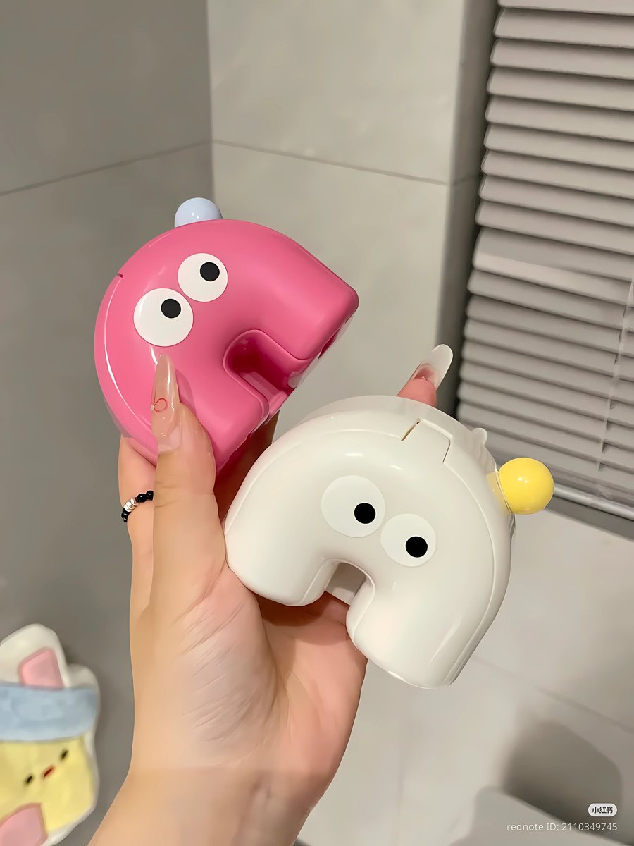 nutdant's tweet photo. nemu barang printilan yg gk cman gemes doang, tapi beneran life saver https://t.co/8Hq9PcBqwP