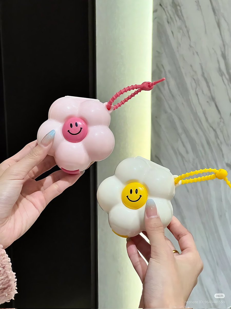 nutdant's tweet photo. nemu barang printilan yg gk cman gemes doang, tapi beneran life saver https://t.co/8Hq9PcBqwP