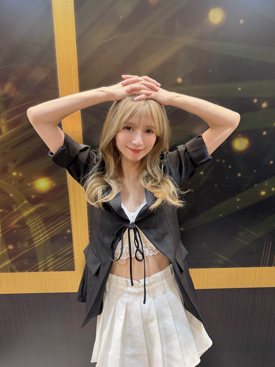 MASKOFGODDESS's tweet photo. 秋葉原Venus【ソロソロ Vol.9】

駆けつけてくださったファンの皆様
初めて見ていただいた皆様も
ありがとうございました🎤🌸✨

本日はグループの楽曲を中心に、
お届けさせていただきました🎭️🔥

<< 小田あさ美ソロライブnext >>
6/22(月) 赤坂navey floor
#小田あさ美
#奇跡の37歳
#MASKOFGODDESS https://t.co/RR4qmE7jCw