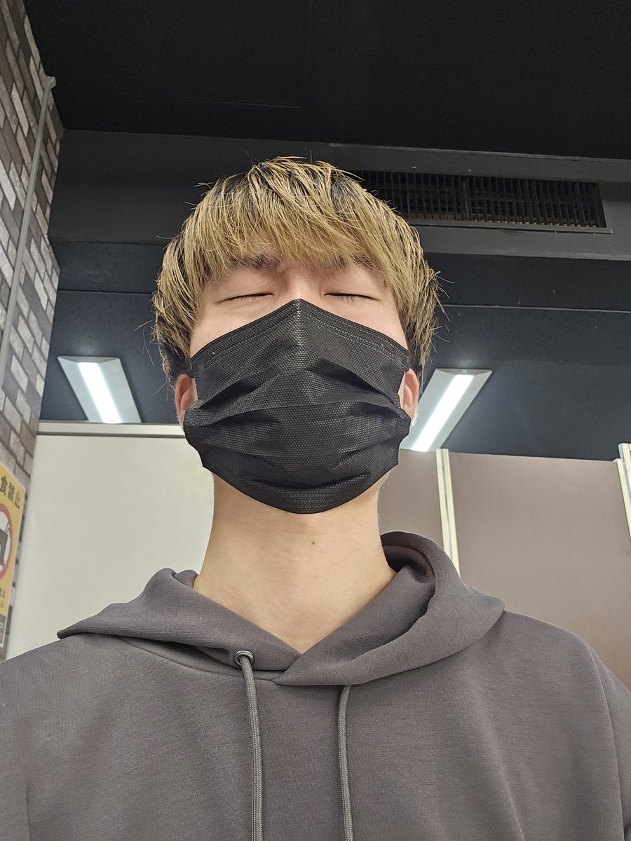 河野 tweet media