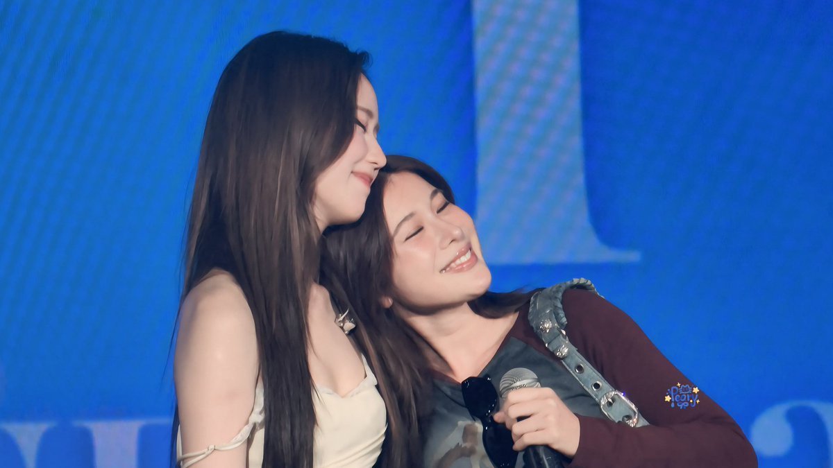 januaryedits's tweet photo. WDYM KAO FLEW TO TAIWAN JUST TO CELEBRATE JANE'S BIRTHDAY?!?!? WE'RE IN THIS KAOJANE FOR LIFE 😭😭😭

#JaneYehBirthdayTour2026inTaipei #janeeyeh https://t.co/fJlGuWnW50