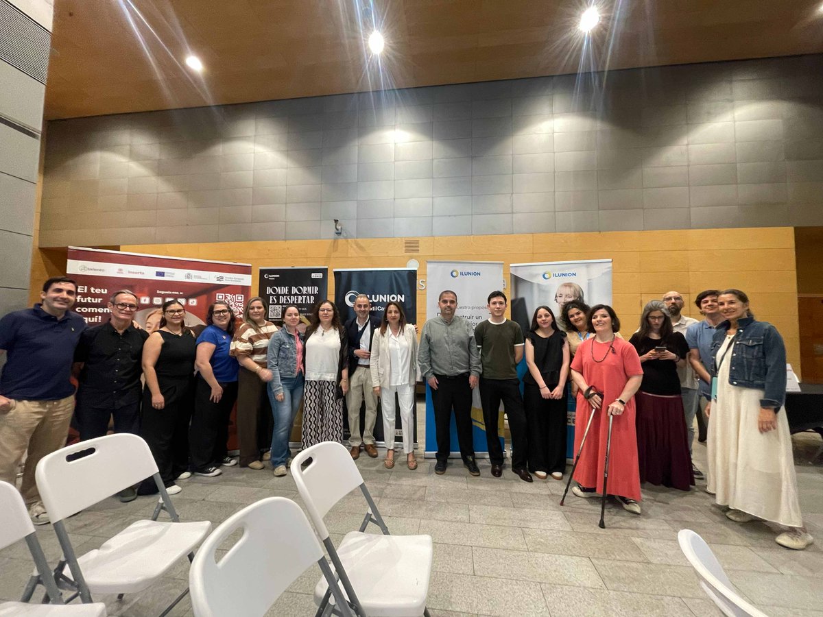 portalento_'s tweet photo. 📸#InsertaEmpleoBarcelona impulsa una nueva jornada de #ConectandoValor, una iniciativa de @ILUNION e Inserta Empleo que une talento femenino y oportunidades reales de empleo.

El encuentro ha consistido en entrevistas presenciales orientadas a que mujeres con discapacidad puedan conocer de primera mano las oportunidades laborales de la compañía y optar a formar parte de su equipo.

🤝 Impulsada por Dolors García, directora de Inserta Empleo Cataluña, junto a Meritxell Vidal, coordinadora del área de empresas en el territorio, esta jornada suma esfuerzos para generar oportunidades y favorecer la contratación en distintos sectores.

✨ Una iniciativa que abre puertas, crea conexiones y acerca el talento a empresas comprometidas con la inclusión.

*Cofinanciado por la Unión Europea.