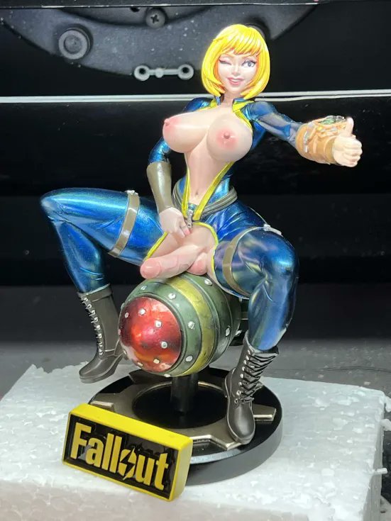 DigitalDarkCorp's tweet photo. Vault Girl by JohnnyL (Discord) ❤️ https://t.co/H3geRLdnUj