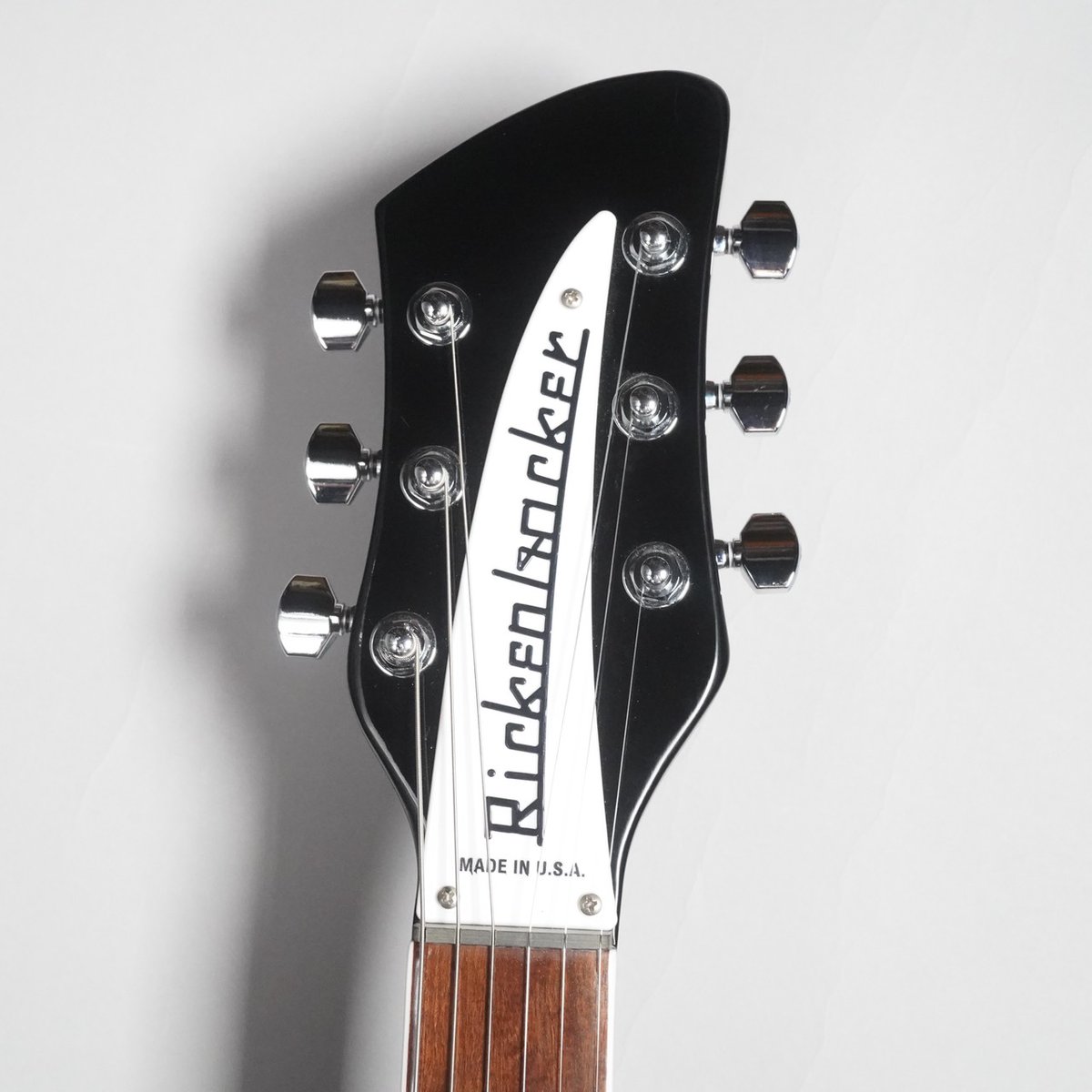 shima_ariake's tweet photo. #Rickenbacker 【＃リッケンバッカー】360 ございます！

#UKロック 好きな方には気に入っていただける一本です
■全国どこにお住いの方でもご対応をさせていただきます！是非リンク先で、お問い合わせください！

https://t.co/7JCvSwUUPT

#ギター #エレキギター https://t.co/oFt1B63LYJ