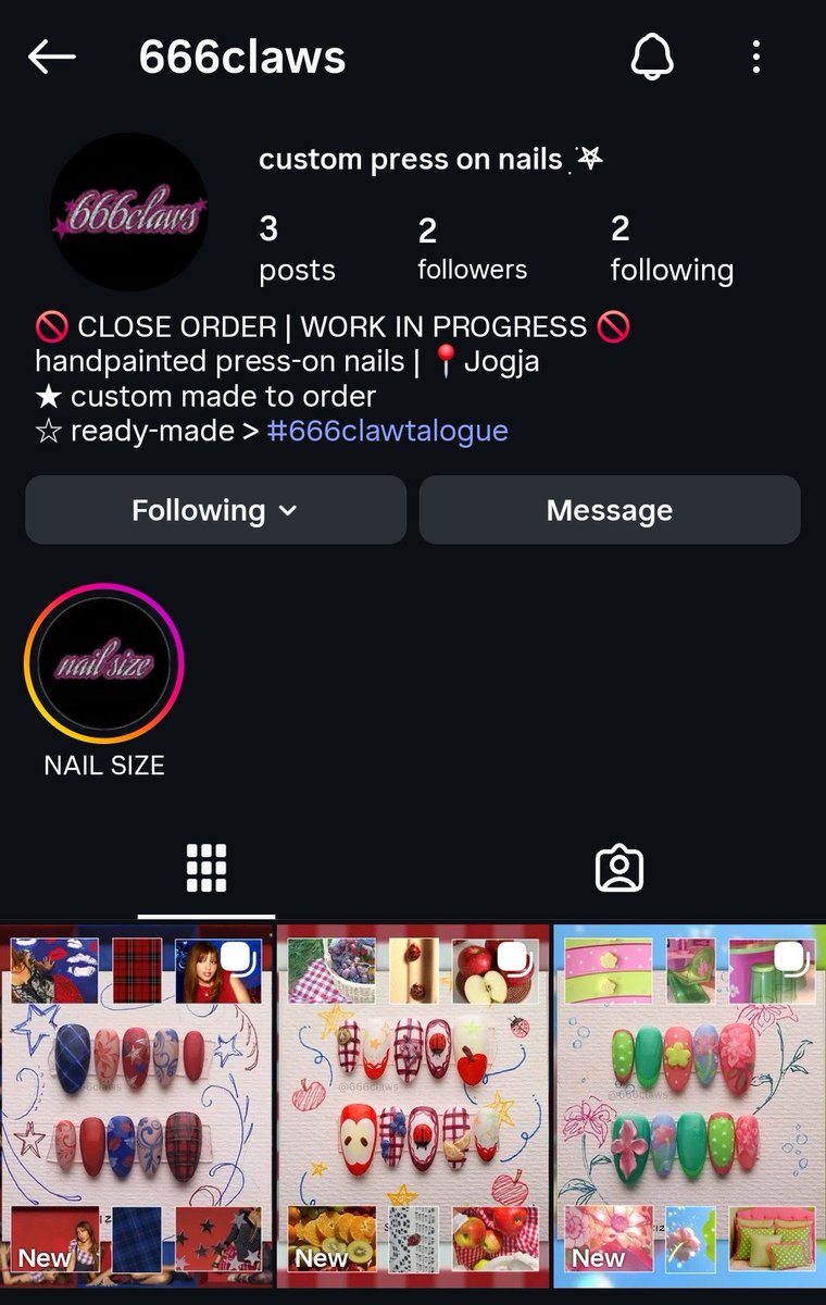 carmelibdmn's tweet photo. hey hi hello oomf, aku skrg jualan press on nailsss hihihi ^-^ 

if anyone would like to order a custom set pls dm me on insta! https://t.co/hGk1Bytnb2 https://t.co/OhNk6dUEzf