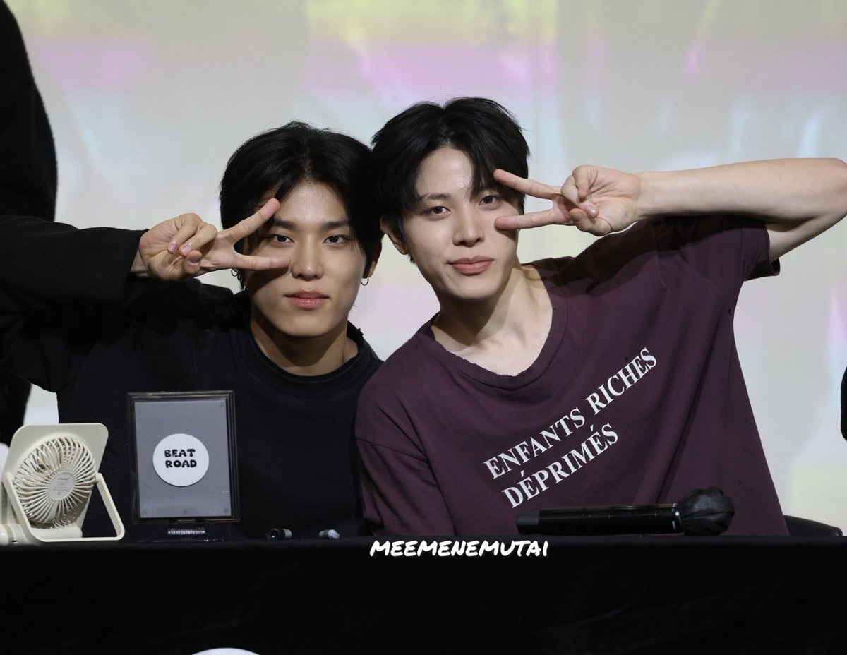 meemenemutai's tweet photo. 260612 beatboat
🍀✨✨

#ジョンウ #ジョンファン #ヨシ #treasure https://t.co/R8biSPRebn