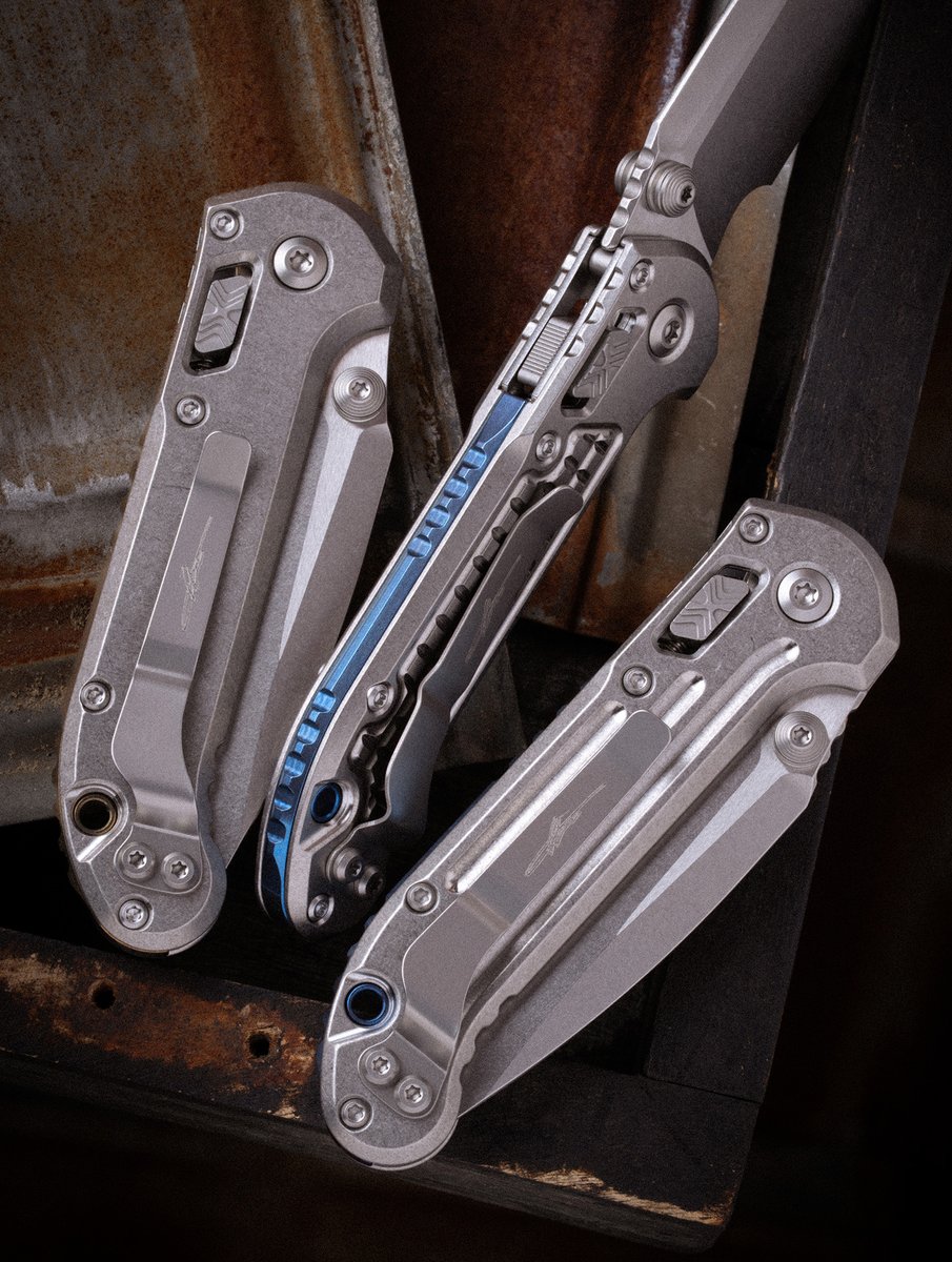 microtechknives's tweet photo. The L-U.D.T.® RAM-LOK® with standard stonewashed blades, full titanium handles, and different colored titanium backspacers. Part of our Select Series.

The RAM-LOK® version of the L-U.D.T.® has been one of our most popular knives this year. https://t.co/99JegaEULE