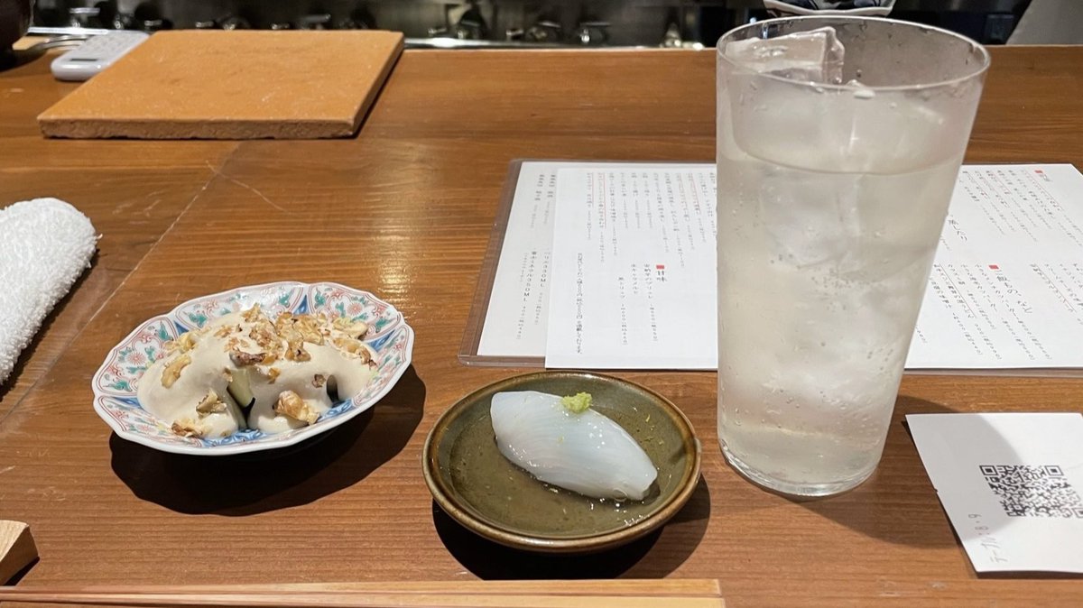 dycpi's tweet photo. 居酒屋と春 https://t.co/DuifLC2LtE