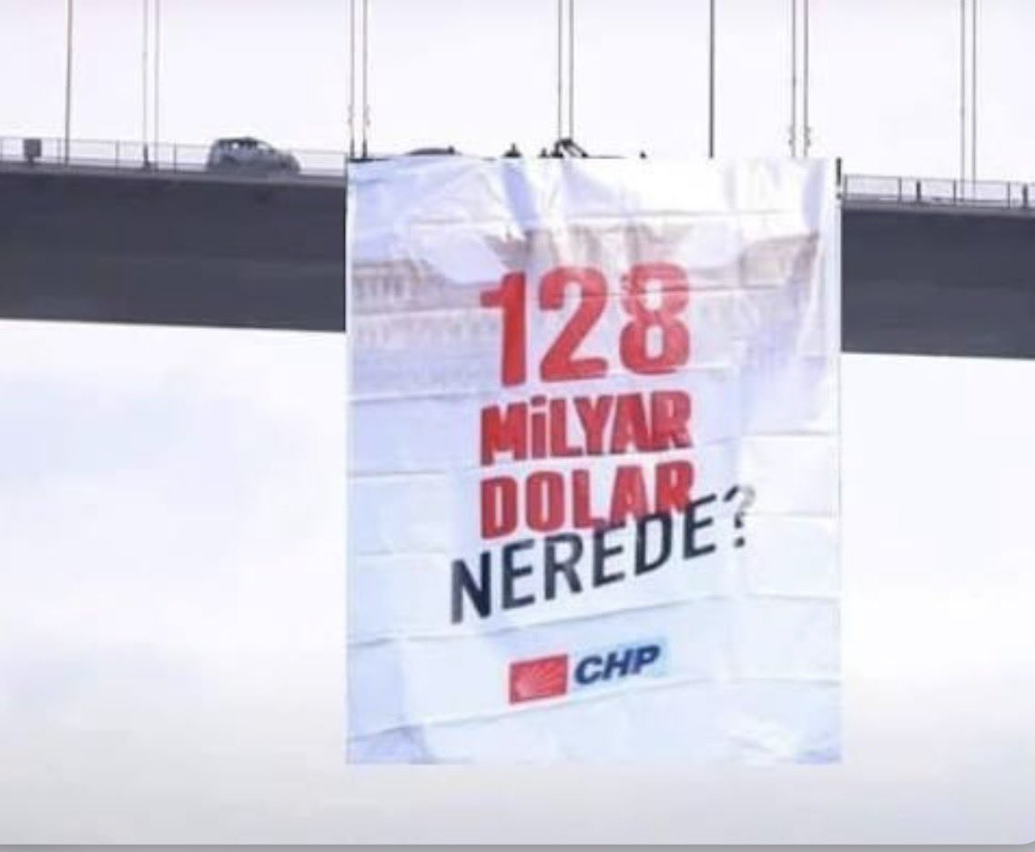 ferhatmurat's tweet photo. 💢 Profiline 128 görseli koyanlar, “128 milyar dolar nerede” diyenler, afişlerini iş başkanlıklarına aşanların yalan söyledikleri veya yalana alet oldukları Anayasa Mahkemesi’nin kararıyla tescillendi.

💢 Anayasa Mahkemesi'nin 20 Mayıs 2026 tarihli kararıyla; yerel mahkeme, istinaf ve AYM olmak üzere üç yargı aşamasında da CHP’nin sözde iddiasının delillendirilemediği net bir şekilde ortaya koyuldu.