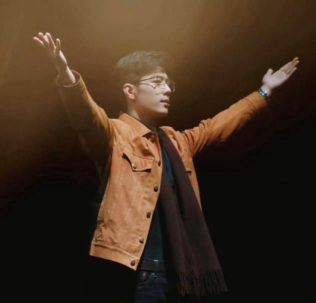 nan_kabutojung's tweet photo. อยากดูมากจริงๆนะละครเวทีที่เซียวจ้านแสดงมันต้องสุดยอดมากแน่ๆค่ะ อยากมีโอกาสได้ดูจังเลย🥹 https://t.co/F2oRXH4lIQ