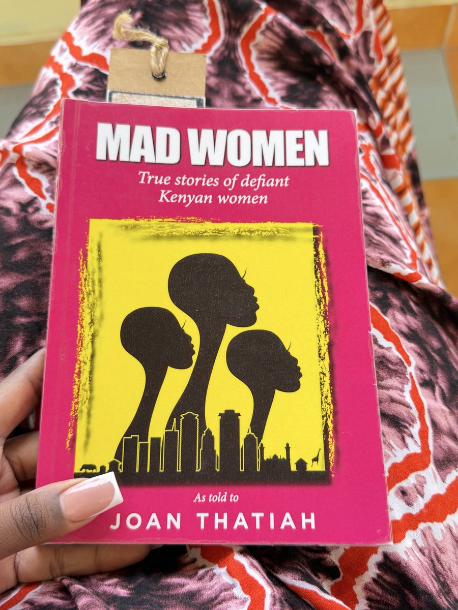 KatheuNzyimi's tweet photo. Receive your flowers @JoanThatiah 

I have officially read and finished every book you have written👌🏾 https://t.co/QEk7NNrDjC