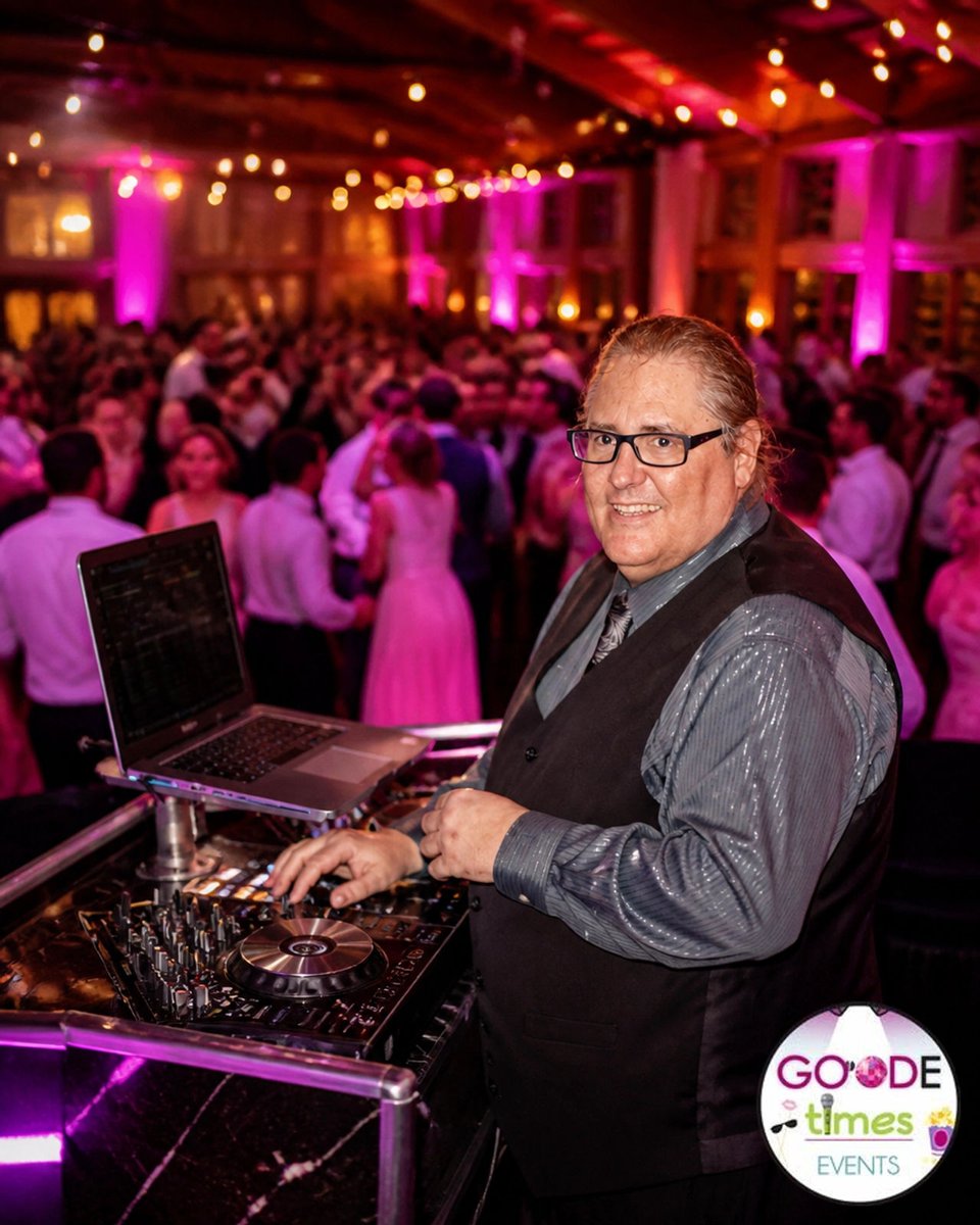 djbgoode's tweet photo. Ever wonder how we keep the floor packed? π§ It's the skill of reading the room! Pre-set playlists are party killers. Check out our latest blog for the magic behind the booth! πβ¨
Letβs chat! DM us your date. π₯
#ATLDJ #WeddingVibes #GoodeTimes #DanceFloor https://t.co/nYY2wTAQt3