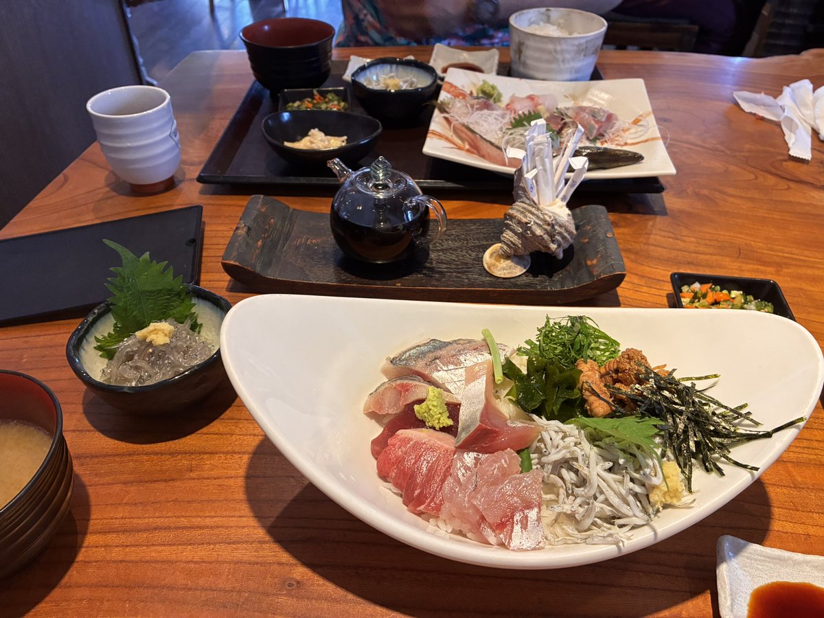 youstar1111's tweet photo. 今日は午前中に🚗で出発してサクッとお昼を食べて雨降る前に帰ってきたよ！ https://t.co/z67JCWsxDh