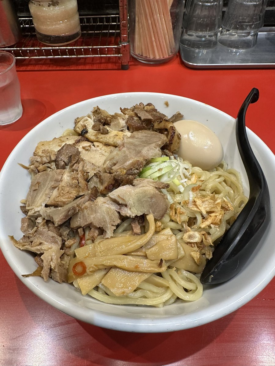 popontatan's tweet photo. まぜそば美味かった〜( ˊ̱˂˃ˋ̱ )
ここはまた行こうと思う https://t.co/ErXSsM3c5d