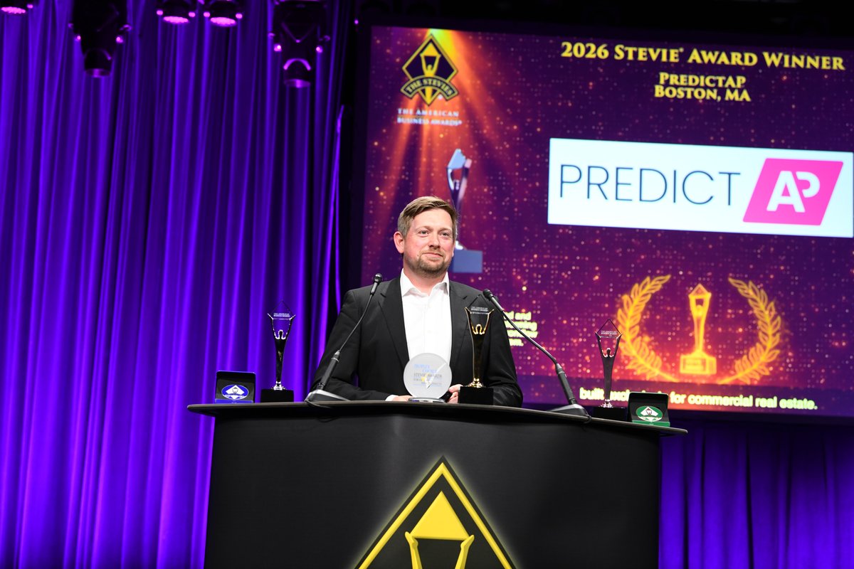 PredictAp tweet picture