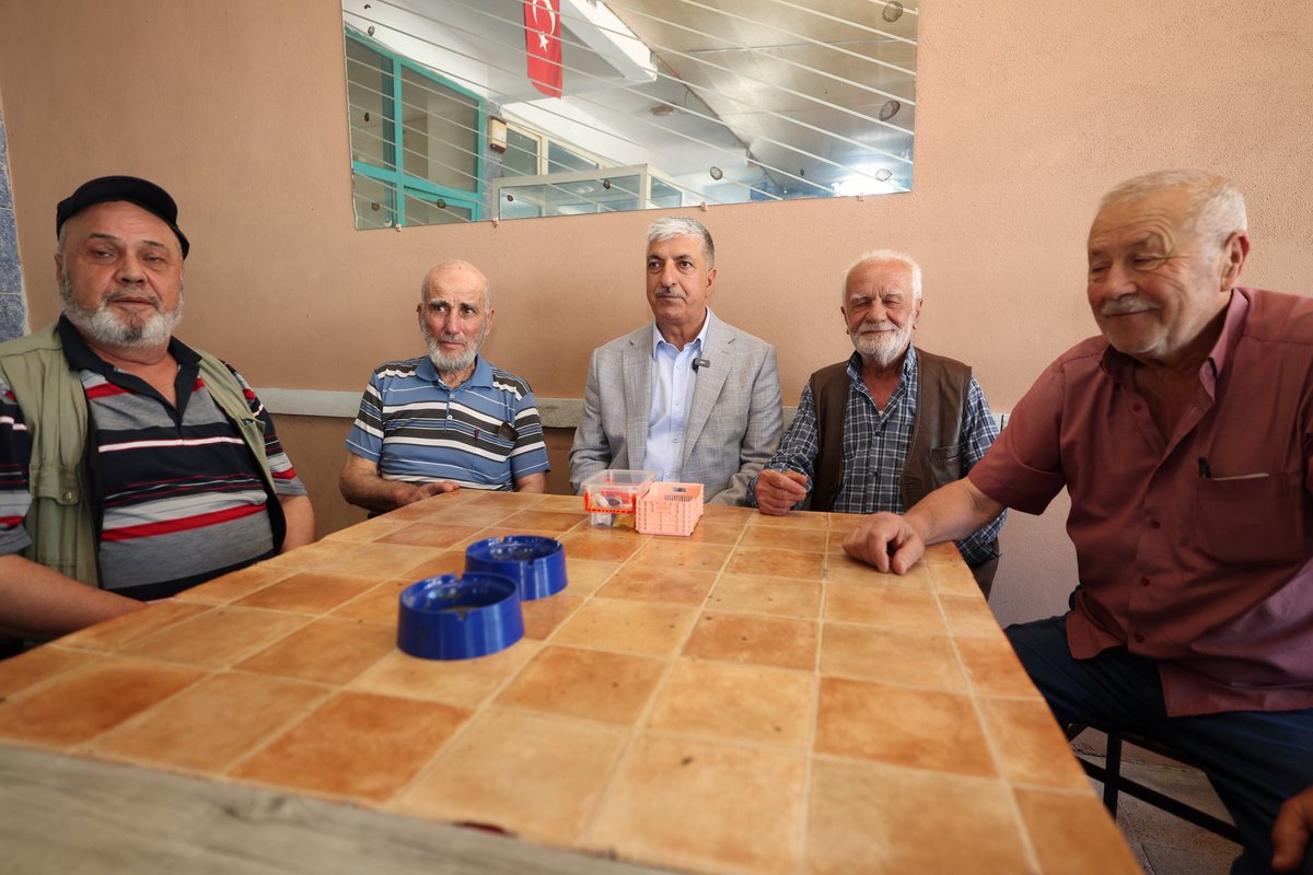 romeroglu41's tweet photo. Cuma namazı sonrası Köseler Meydanı’nda bulunan köy kıraathanesinde kıymetli hemşehrilerimizle bir araya geldik.

Vatandaşlarımızla hasbihal ederek talep, öneri ve sorunlarını dinledik. Ortak akıl ve istişare anlayışıyla ilçemizin ve mahallelerimizin ihtiyaçlarını yerinde tespit etmeye devam ediyoruz.

Samimi sohbetleri, misafirperverlikleri ve değerli görüşleri için tüm hemşehrilerimize teşekkür ediyorum.

#BuŞehirHepimizin