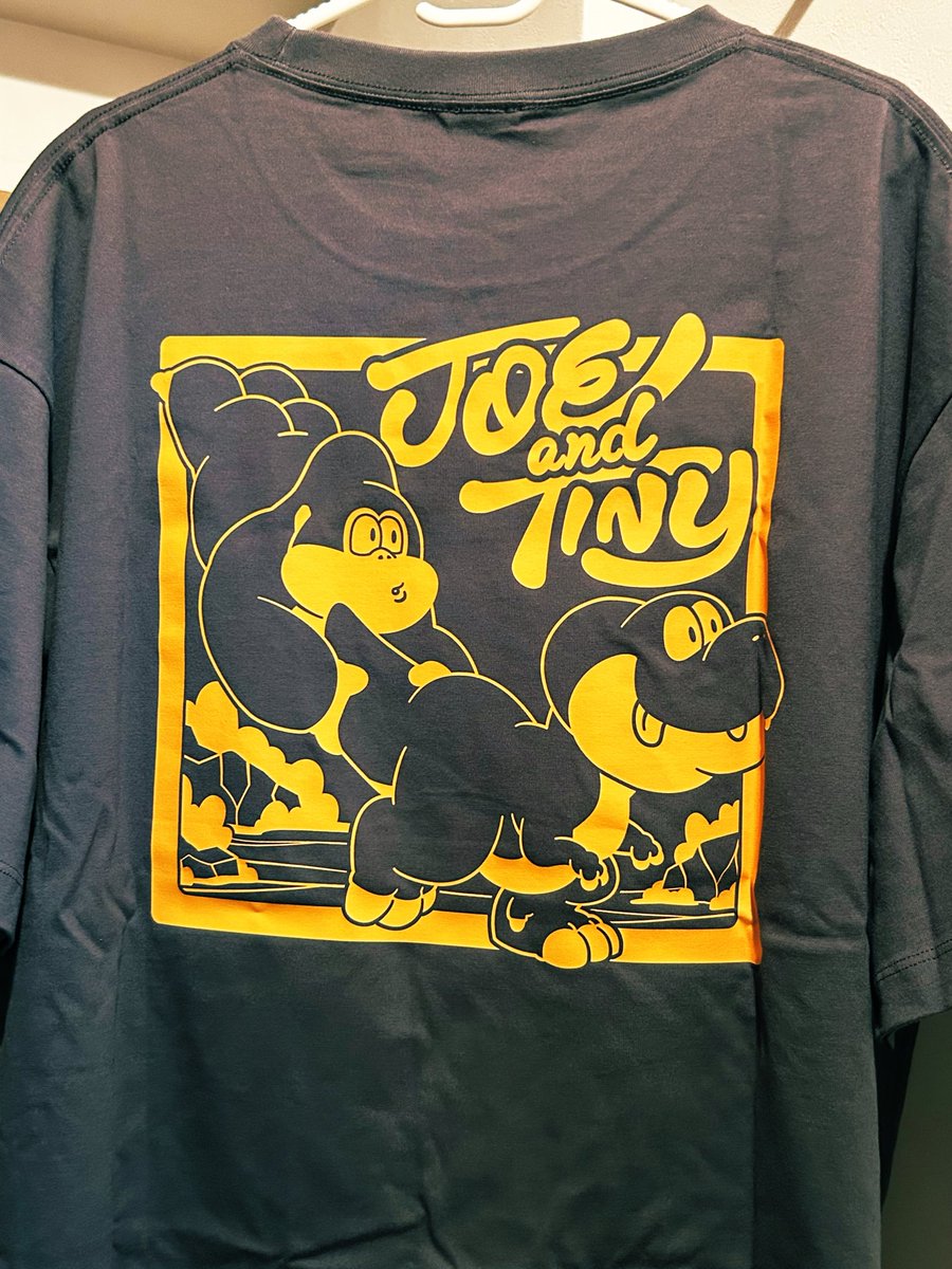 yuu_sofsof's tweet photo. "Tiny and Joe" Tシャツ😬🦖🦍
アパレルもめっちゃ素敵!!
#デザフェス63 #MONKEYCRAB https://t.co/i63m7TXqoL